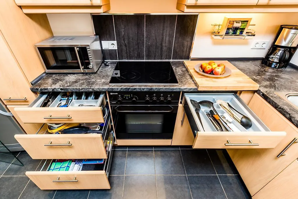 Design Apartment In Koeln Mit Terrasse