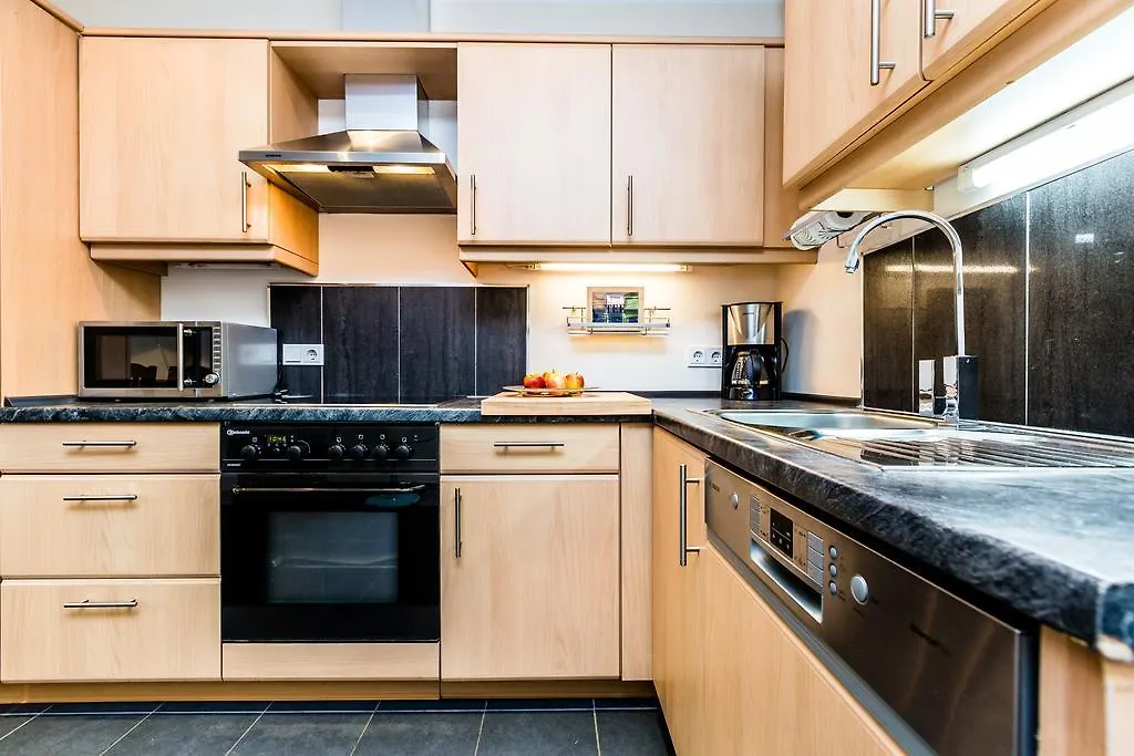 Design Apartment In Koeln Mit Terrasse