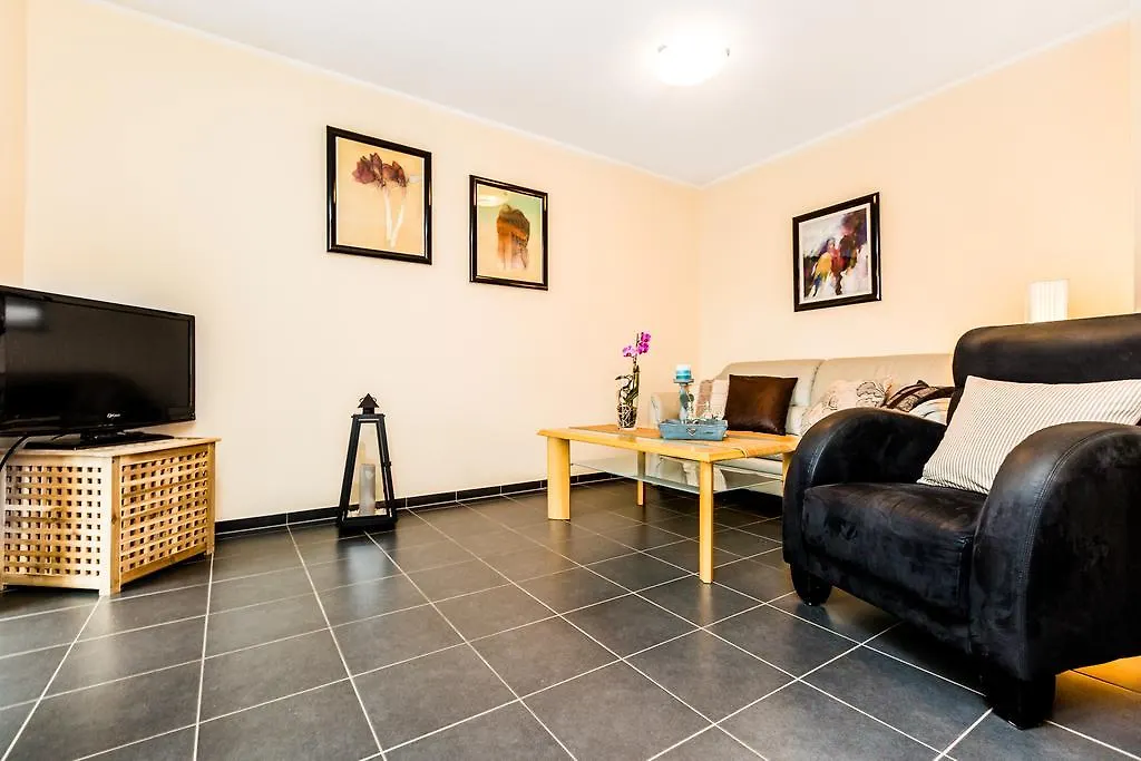 Design Apartment In Koeln Mit Terrasse  Colonia
