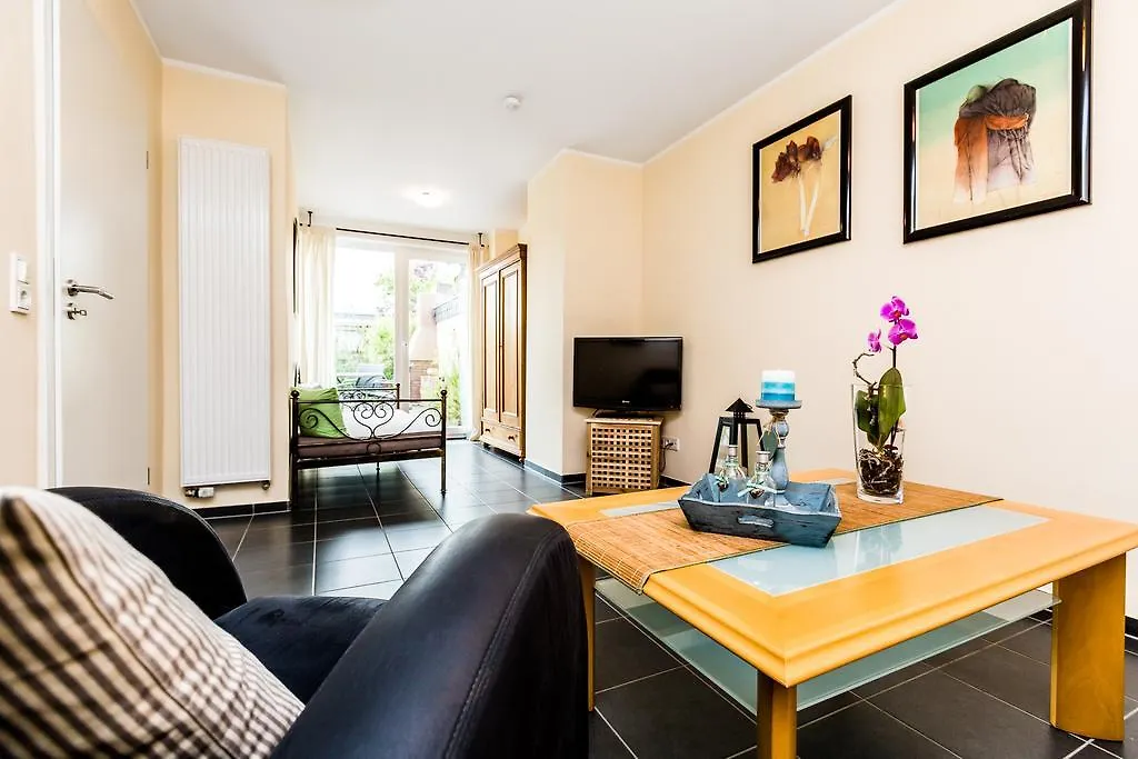 Design Apartment In Koeln Mit Terrasse Germania